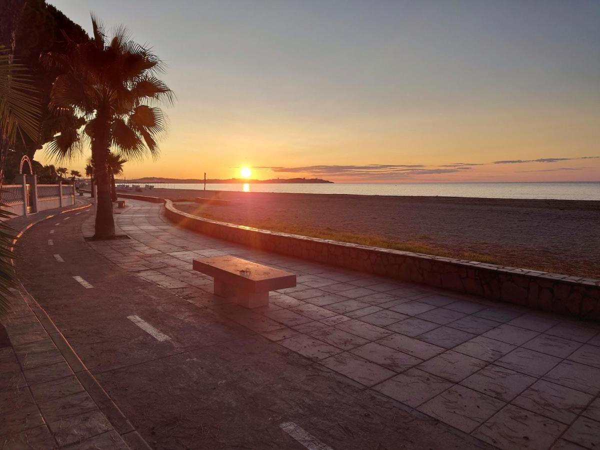 Primera Linia De Mar, Zona Tranquila Apartment Cambrils Exterior photo